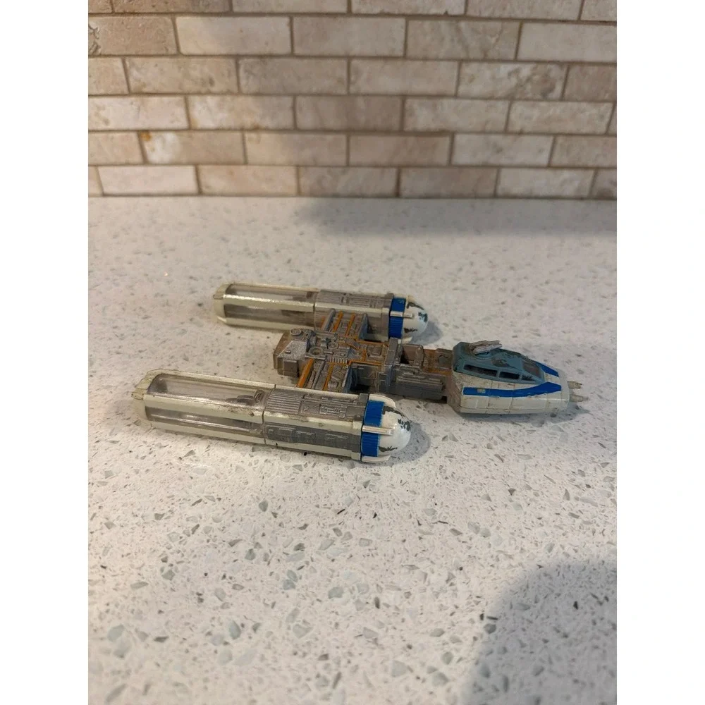 Vintage 1996 STAR WARS Micro Machines Action Fleet Y-Wing Fighter